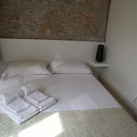 Zd Moreira Flats E By Portoproperties4you * פורטו